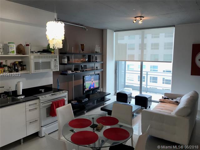 690 1st Ct - Photo 1