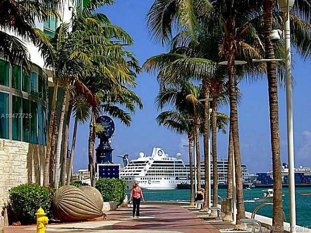 325 Biscayne Blvd - Photo 1