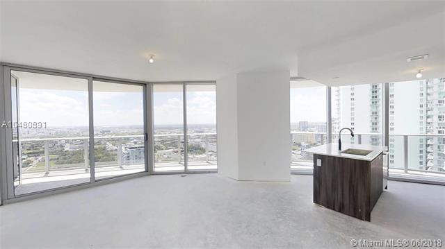 488 18 St - Photo 1