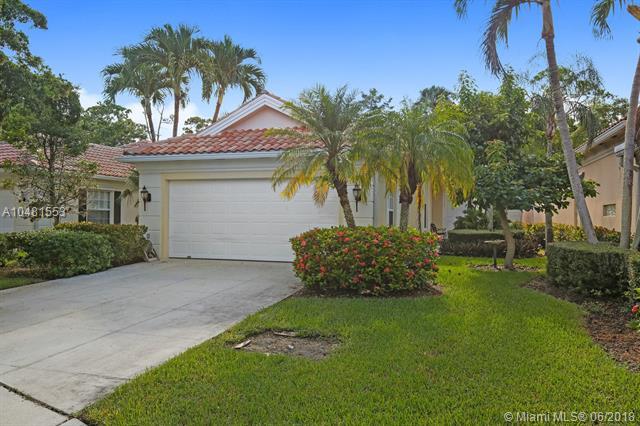 4655 Hammock Cir - Photo 1