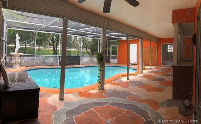 3309 Acapulco Dr - Photo 1
