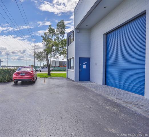 14200 136th St - Photo 1