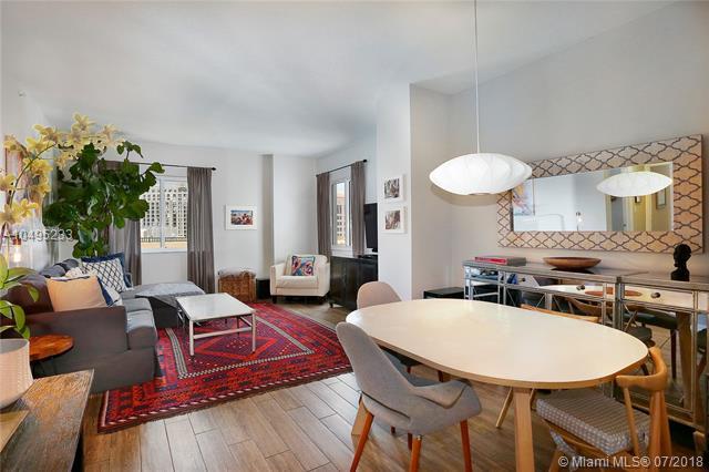 10 Aragon Ave - Photo 1
