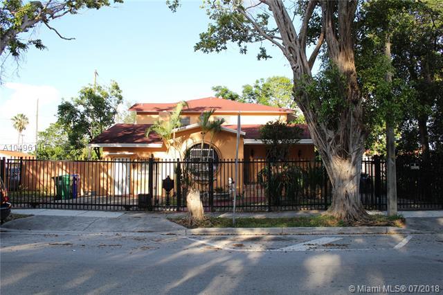 1001 13th Ave - Photo 1