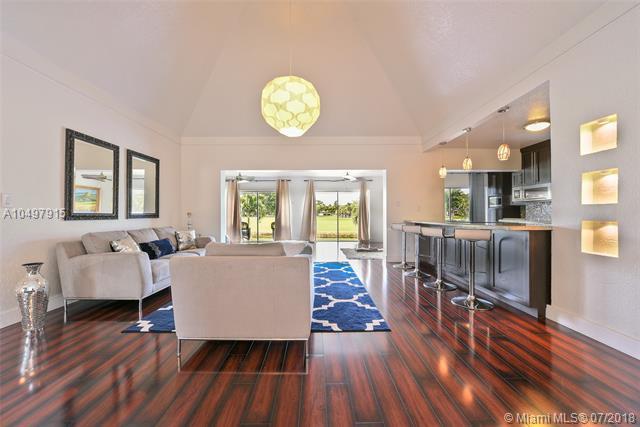 5709 Bayberry Ln - Photo 1