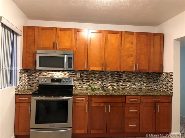 219 9 AVE - Photo 1