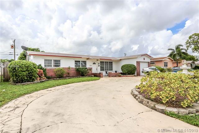 7740 6th Ct - Photo 1