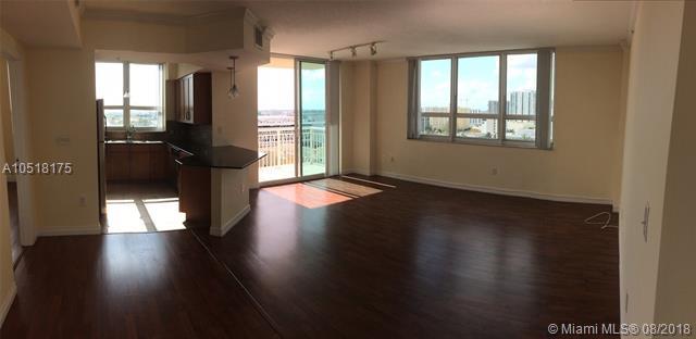 2000 Bayshore Dr - Photo 1