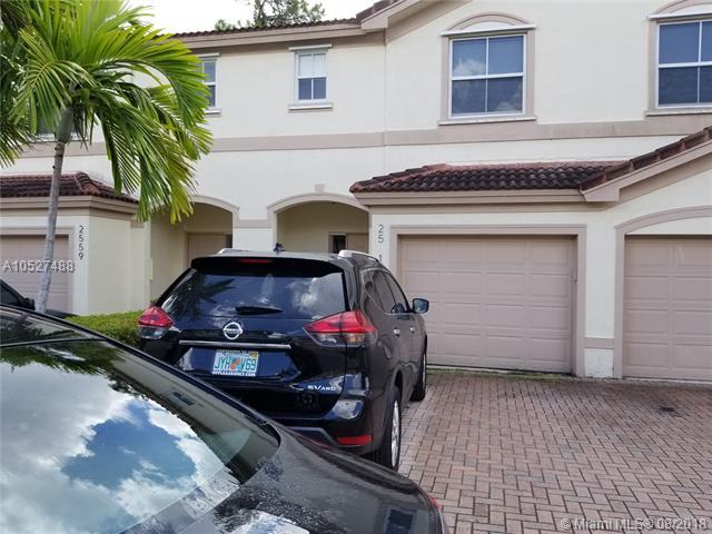 2561 Riverside Dr - Photo 1