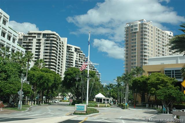 540 Brickell Key Dr - Photo 1