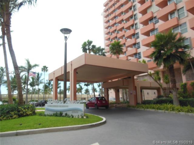 2899 Collins Ave - Photo 1
