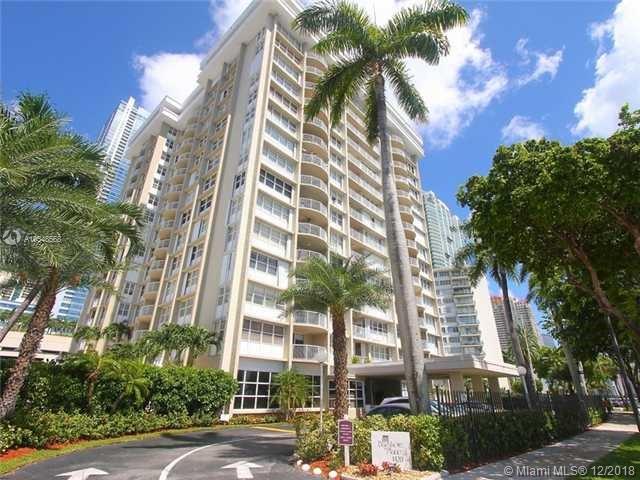 1420 Brickell Bay Dr - Photo 1