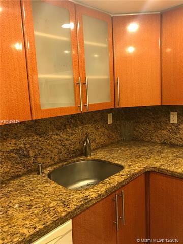 200 172nd St - Photo 1