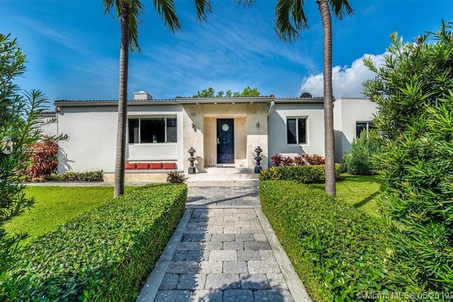 50 Dilido Dr - Photo 1