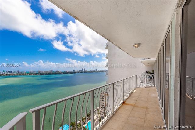 7601 Treasure Dr - Photo 1