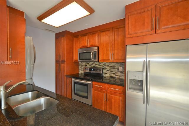 11009 123rd Ct - Photo 1