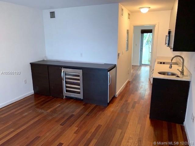 1550 Pennsylvania Ave - Photo 1