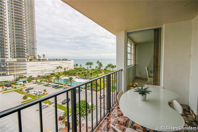 1880 Ocean Dr - Photo 1