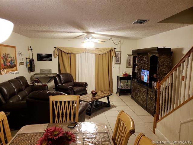 533 Pine Island Rd - Photo 1