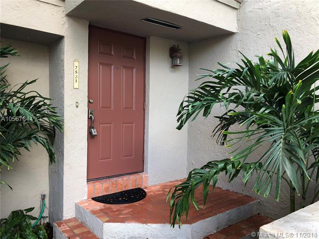 7521 109th Ct - Photo 1