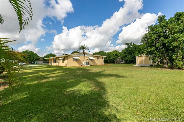 18295 294th St - Photo 1