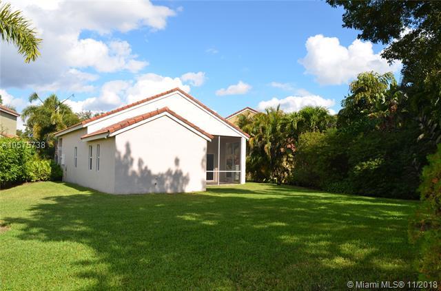 675 Lone Pine Ln - Photo 1