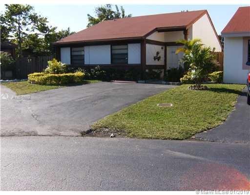 9755 148th Ct - Photo 1