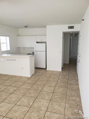 1255 Pennsylvania Ave - Photo 1