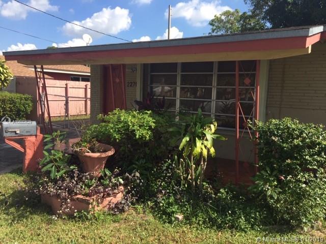 2271 Acapulco Dr - Photo 1