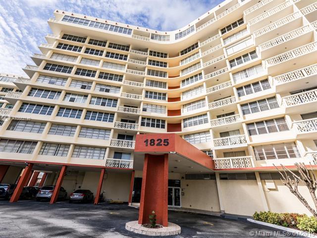 1825 Ocean Dr - Photo 1