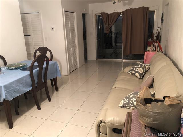 941 Crystal Lake Dr - Photo 1