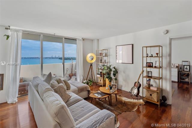 5 Island Ave - Photo 1