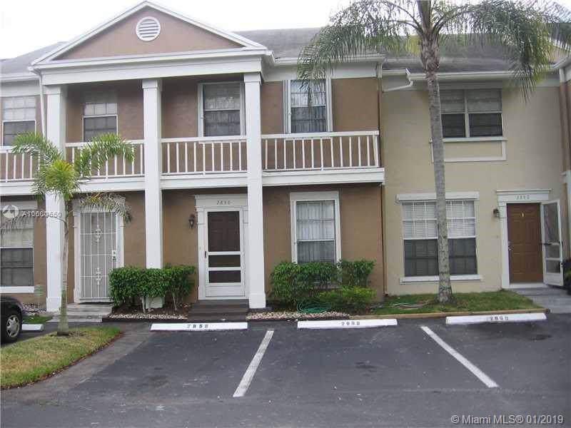 2856 Cambridge Ln - Photo 1
