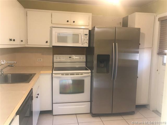 445 195th St - Photo 1