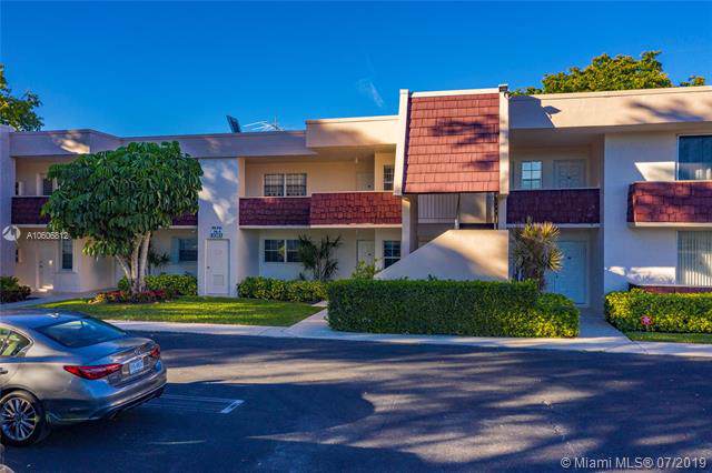 3301 Palm Aire Dr - Photo 1