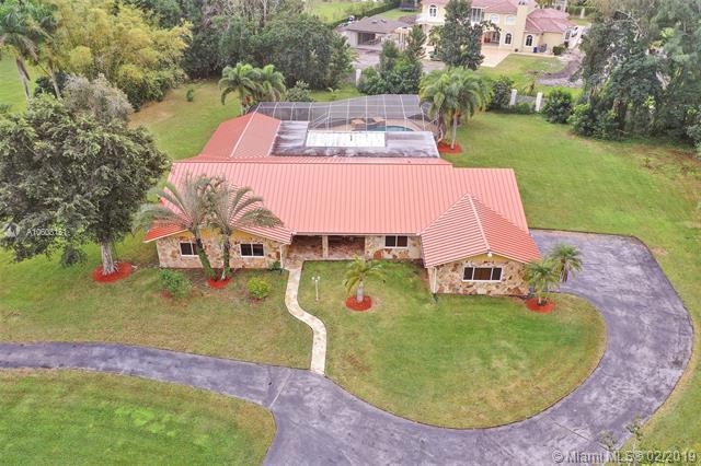 14800 Marvin Ln - Photo 1