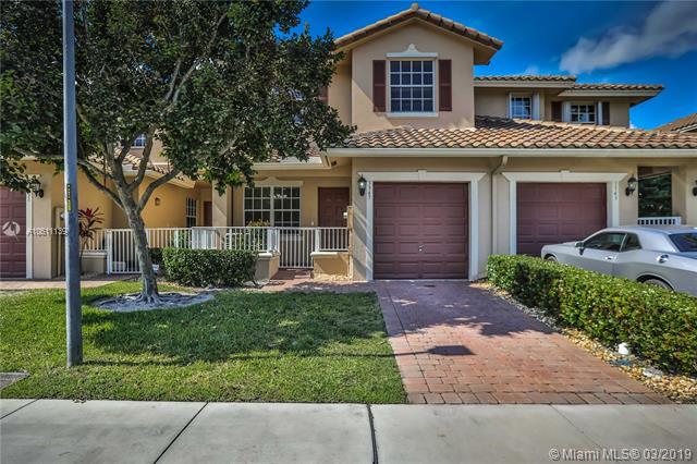 3347 Lakeside Dr - Photo 1