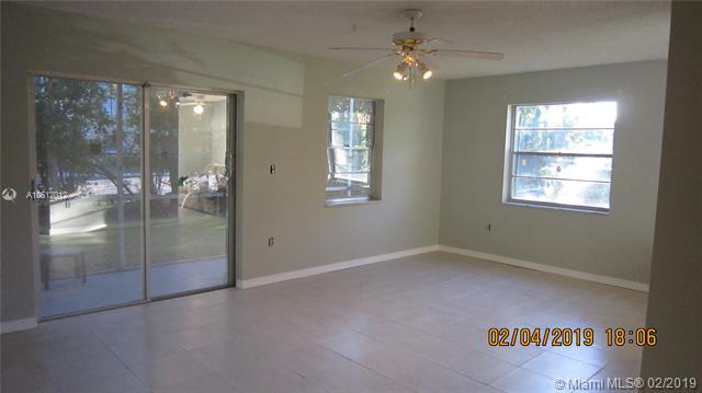5190 Sabal Palm Blvd - Photo 1