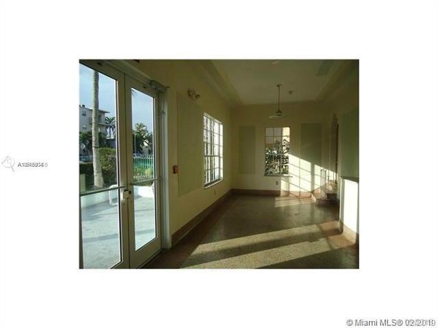 605 Euclid Ave - Photo 1