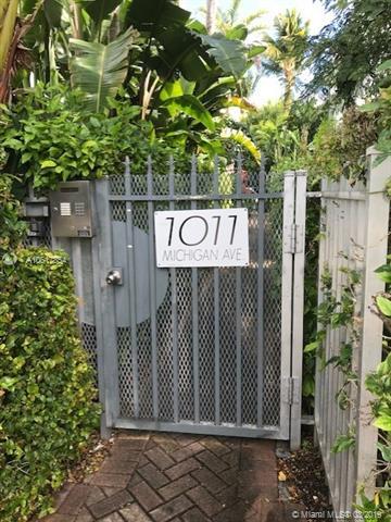 1011 Michigan - Photo 1
