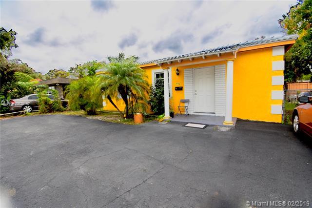 1433 Andrews Ave - Photo 1