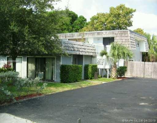 910 7th Ave - Photo 1