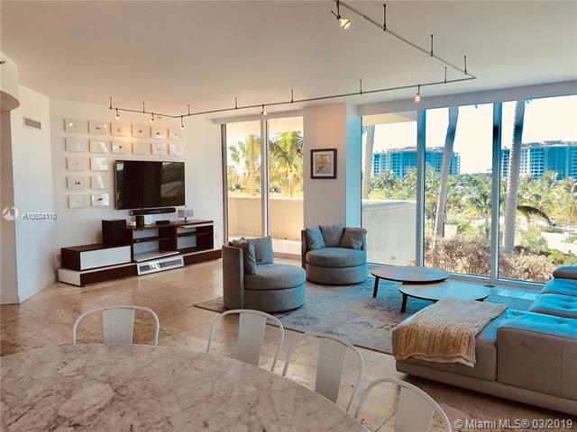 300 Pointe Dr - Photo 1