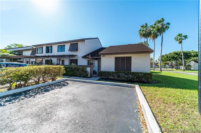 8999 133rd Ct - Photo 1