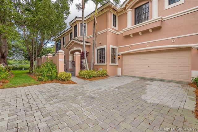 2657 Center Ct Dr - Photo 1