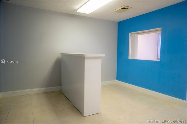 3045 Federal Hwy - Photo 1