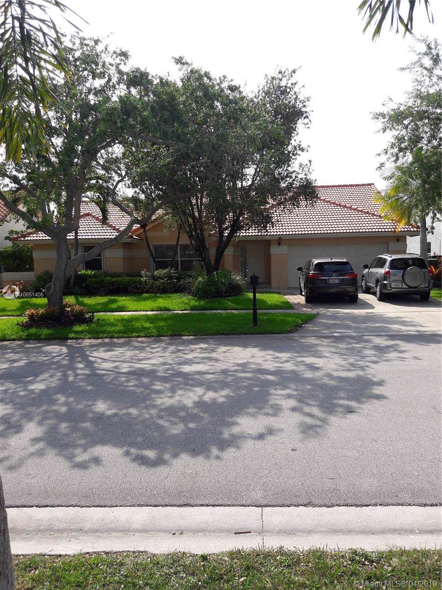 466 164 Avenue - Photo 1