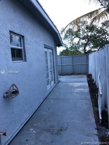 17441 144th Ct - Photo 1
