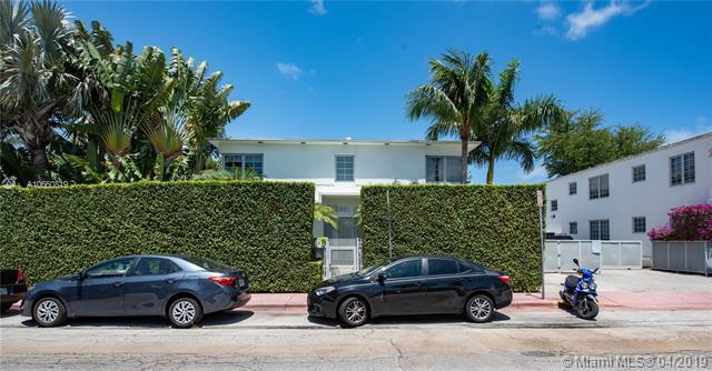 1035 15th St - Photo 1