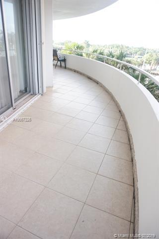 5161 Collins Ave - Photo 1